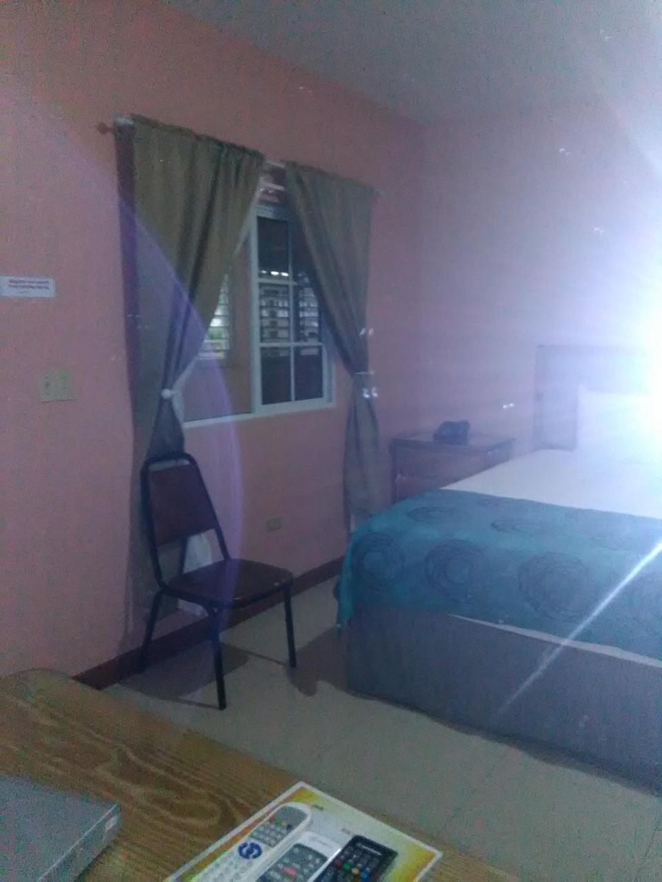 Glistening Waters Hotel Falmouth Ngoại thất bức ảnh