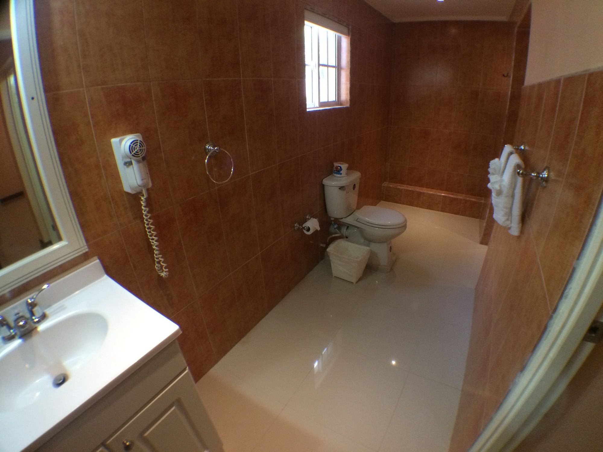Glistening Waters Hotel Falmouth Ngoại thất bức ảnh